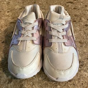 Nike Huarache Size 10